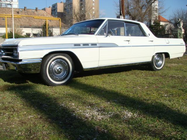 eladoamerikaiautok907.jpg